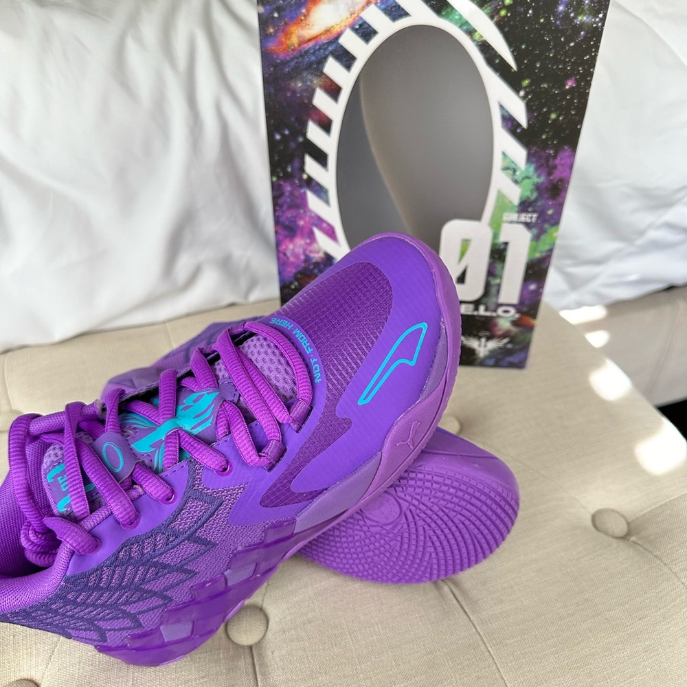 JR MELO PUMA BASKETBALL SHOES 6C